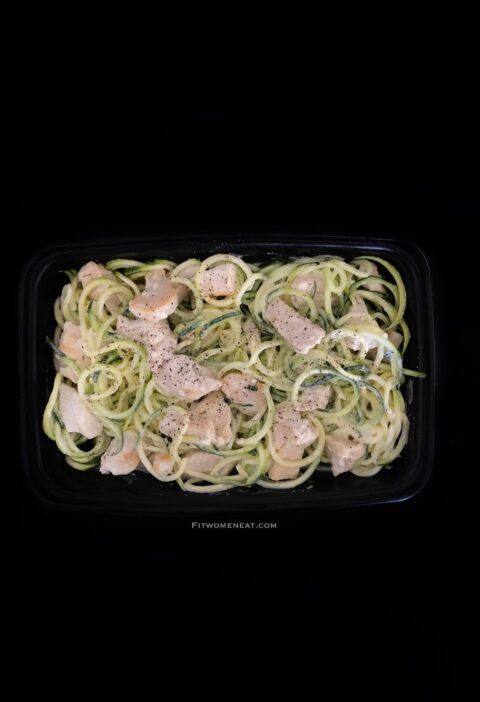 Creamy Garlic Zoodles with Chicken