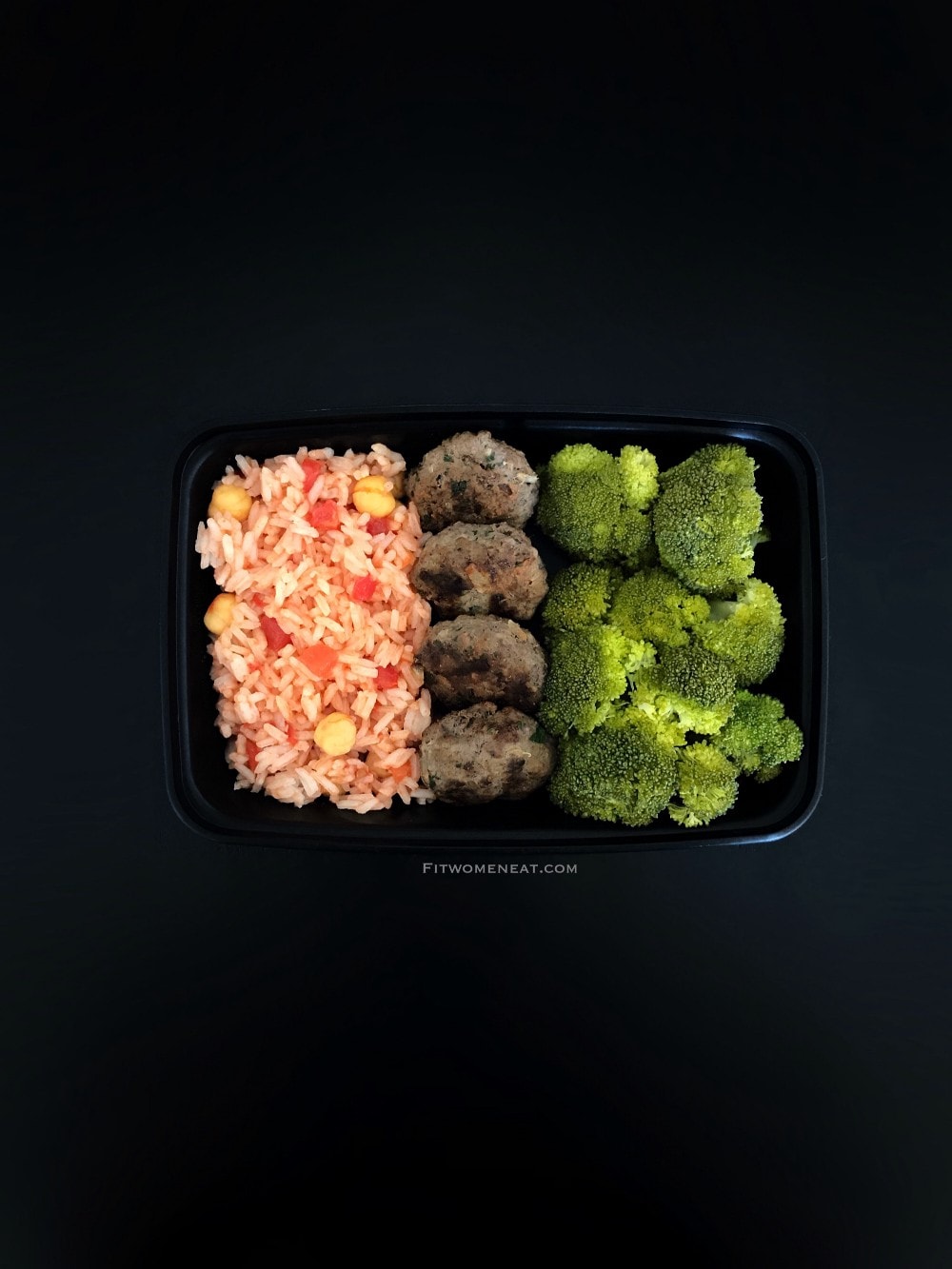 Tomato and Chickpea Rice with Beef Patties and Steamed Broccoli