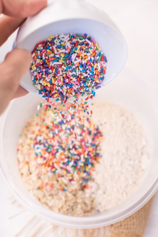 Cake Batter Oat Bars