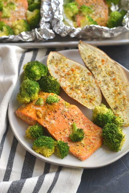 Turmeric Ginger Salmon in Foil Meal Prep