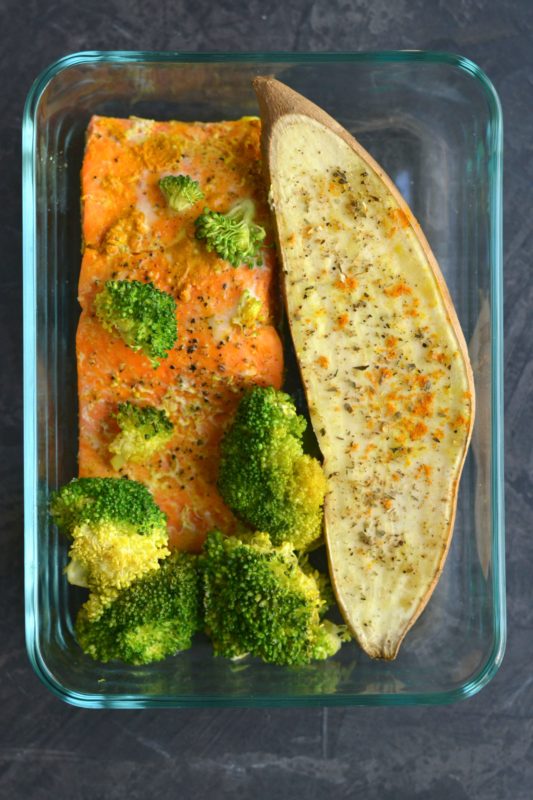 Turmeric Ginger Salmon in Foil Meal Prep