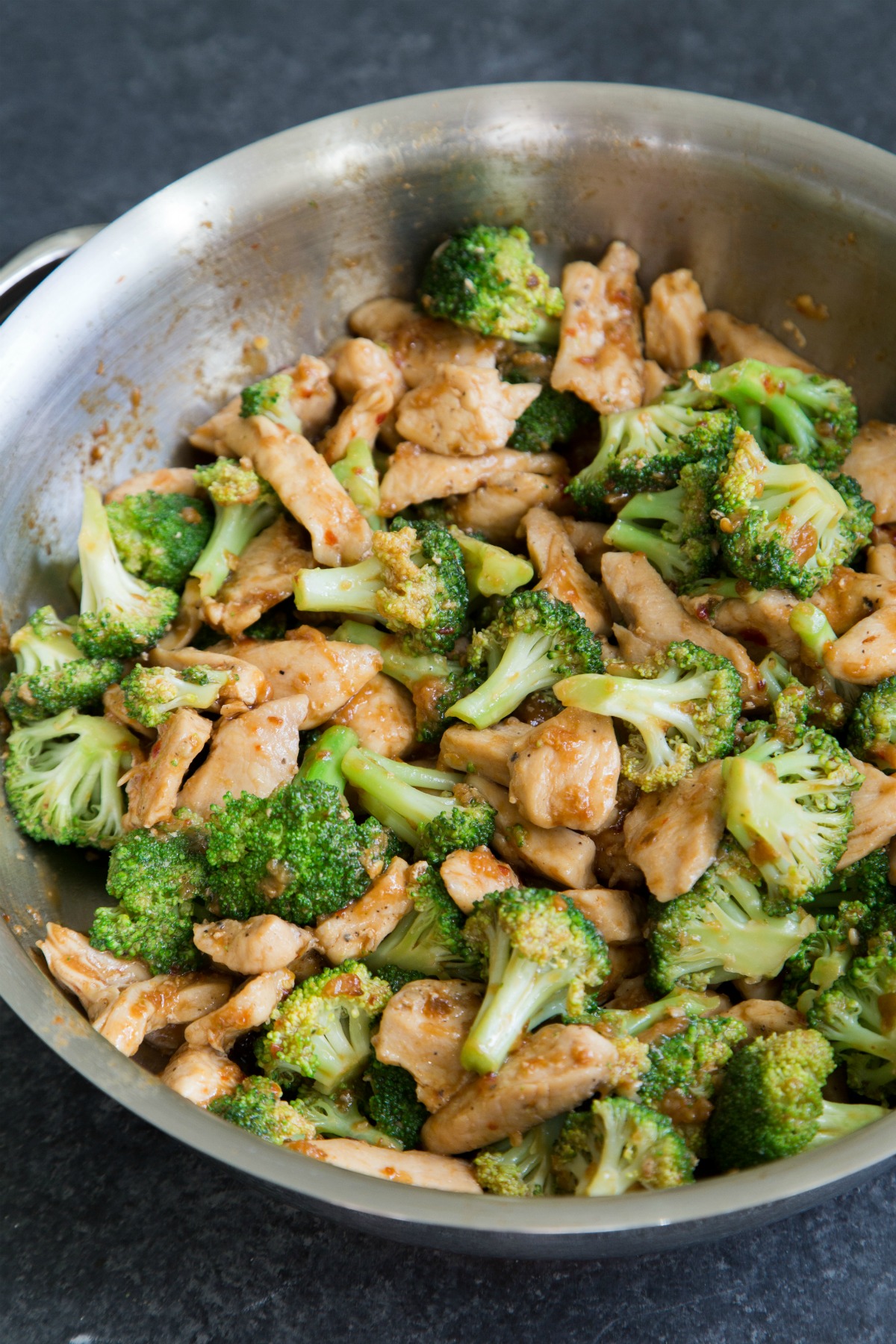 Keto Sesame Chicken & Broccoli Stir Fry Meal Prep