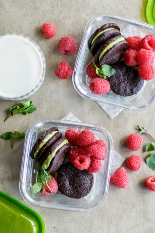 Healthy Vegan Mint Oreos