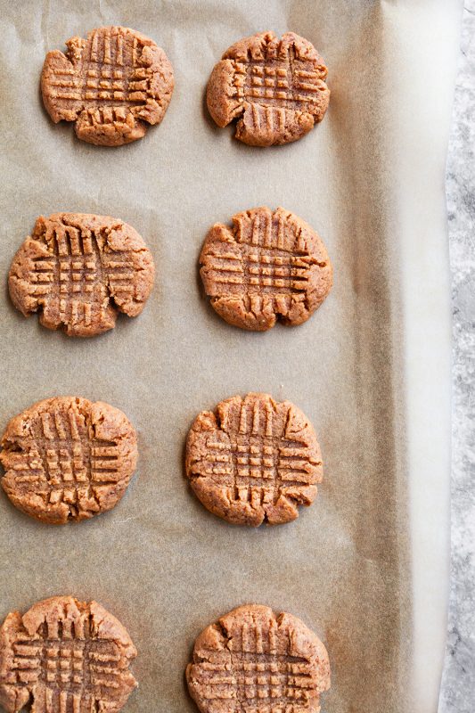 Keto Peanut Butter Cookies