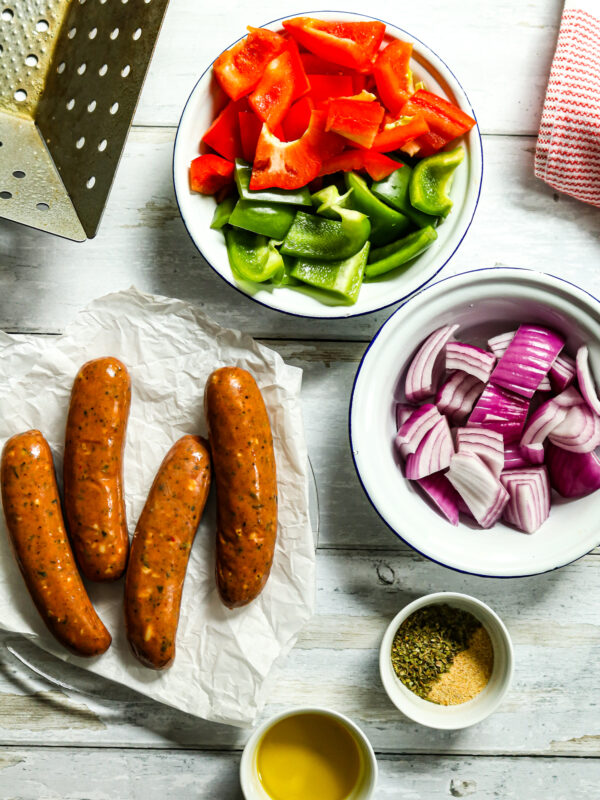 Grill Basket Sausage and Peppers ingredients