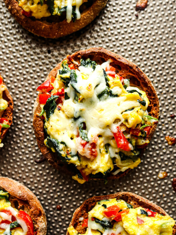Close up of spinach and feta breakfast pizza